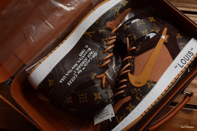 1st Kicks AQ0818-158 Jordan AJ1 x Off-Louis OW Air 1 0702